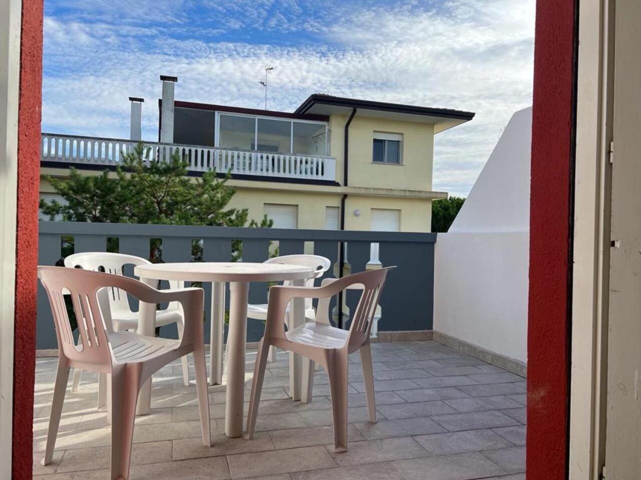 Condominio Ivelca 리그나노 사비아도로 외부 사진