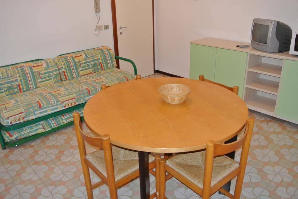 Condominio Ivelca 리그나노 사비아도로 외부 사진